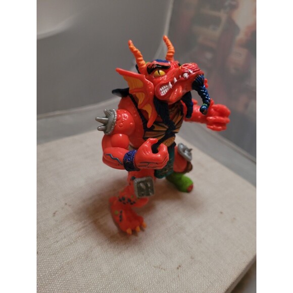 Teenage Mutant Ninja Turtles Hothead Dragon Figure 1992 Playmates TMNT Vintage - Picture 2 of 5
